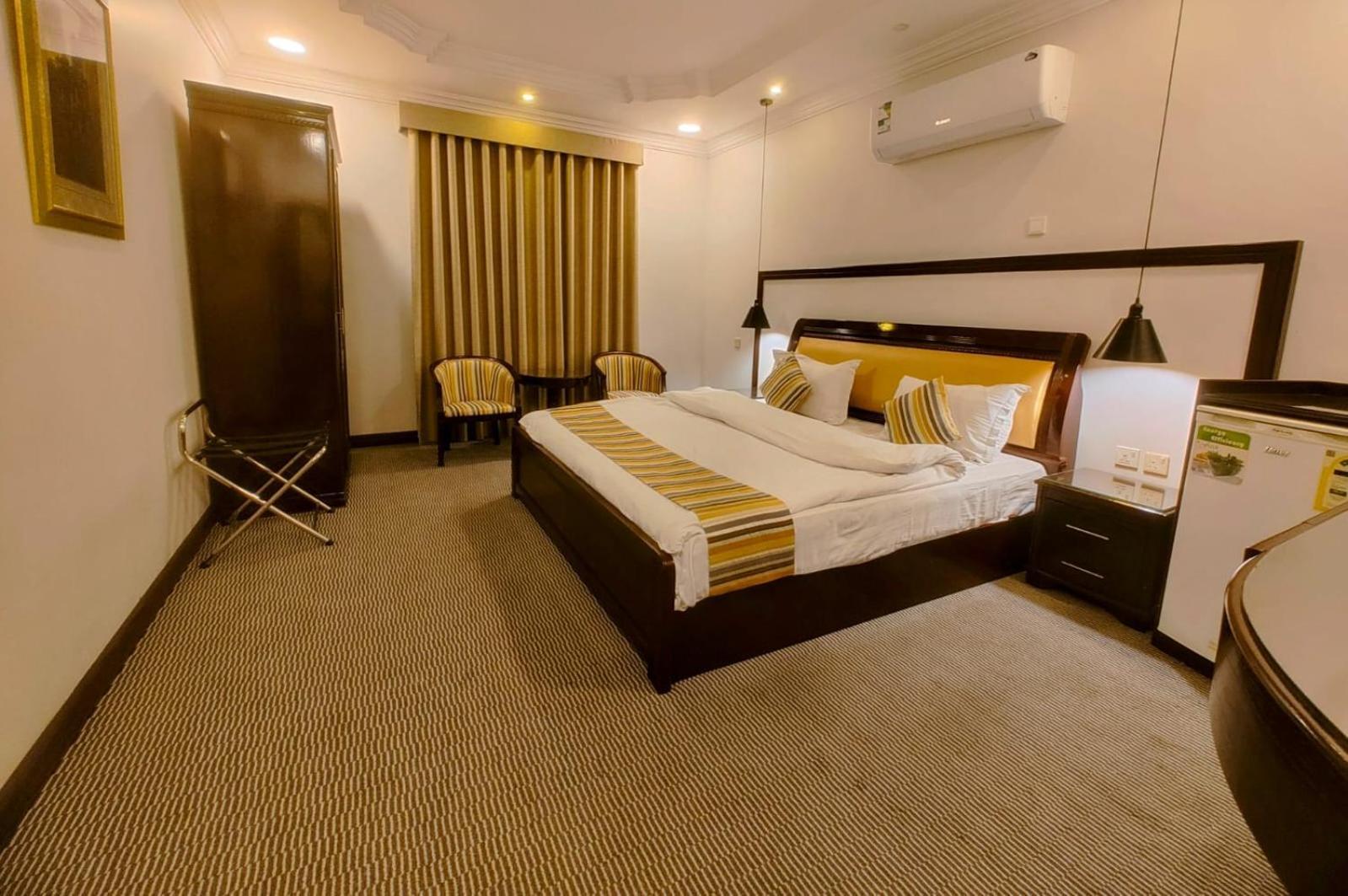 Al Mokhmalia Serviced Apartments Medina Eksteriør bilde